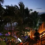 Hostel Avenue Beachfront