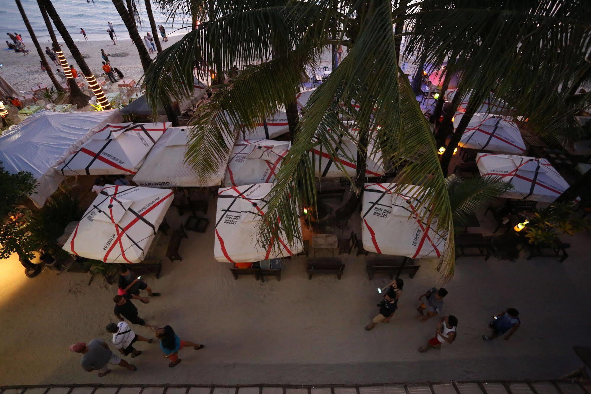 Avenue Beachfront * Balabag (Boracay)