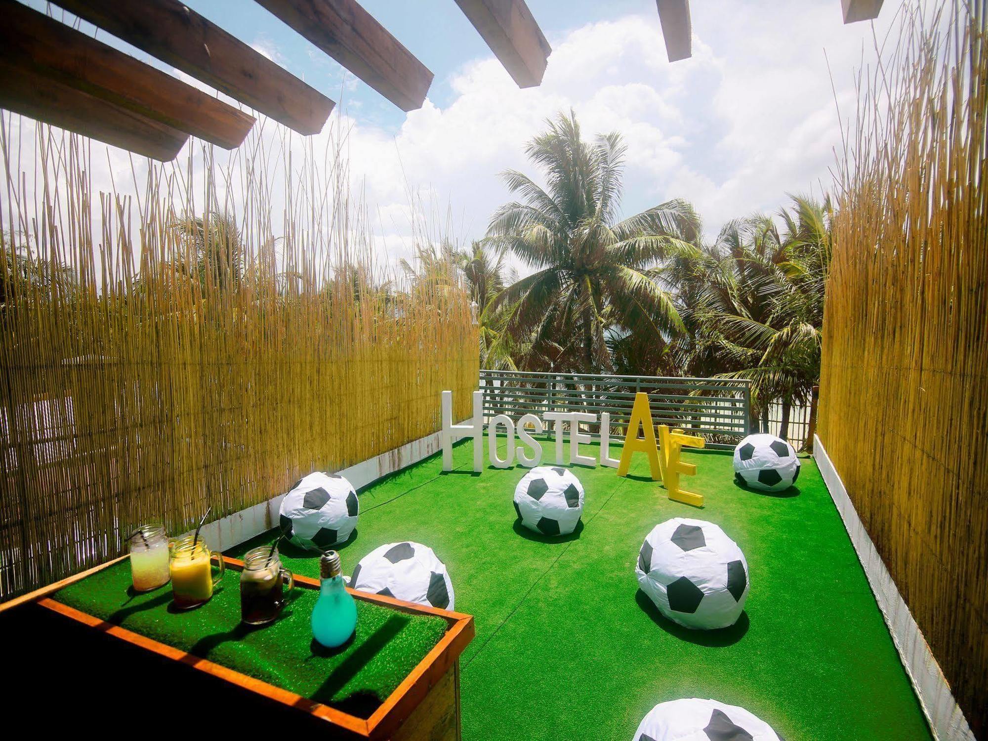 Avenue Beachfront Hostel
